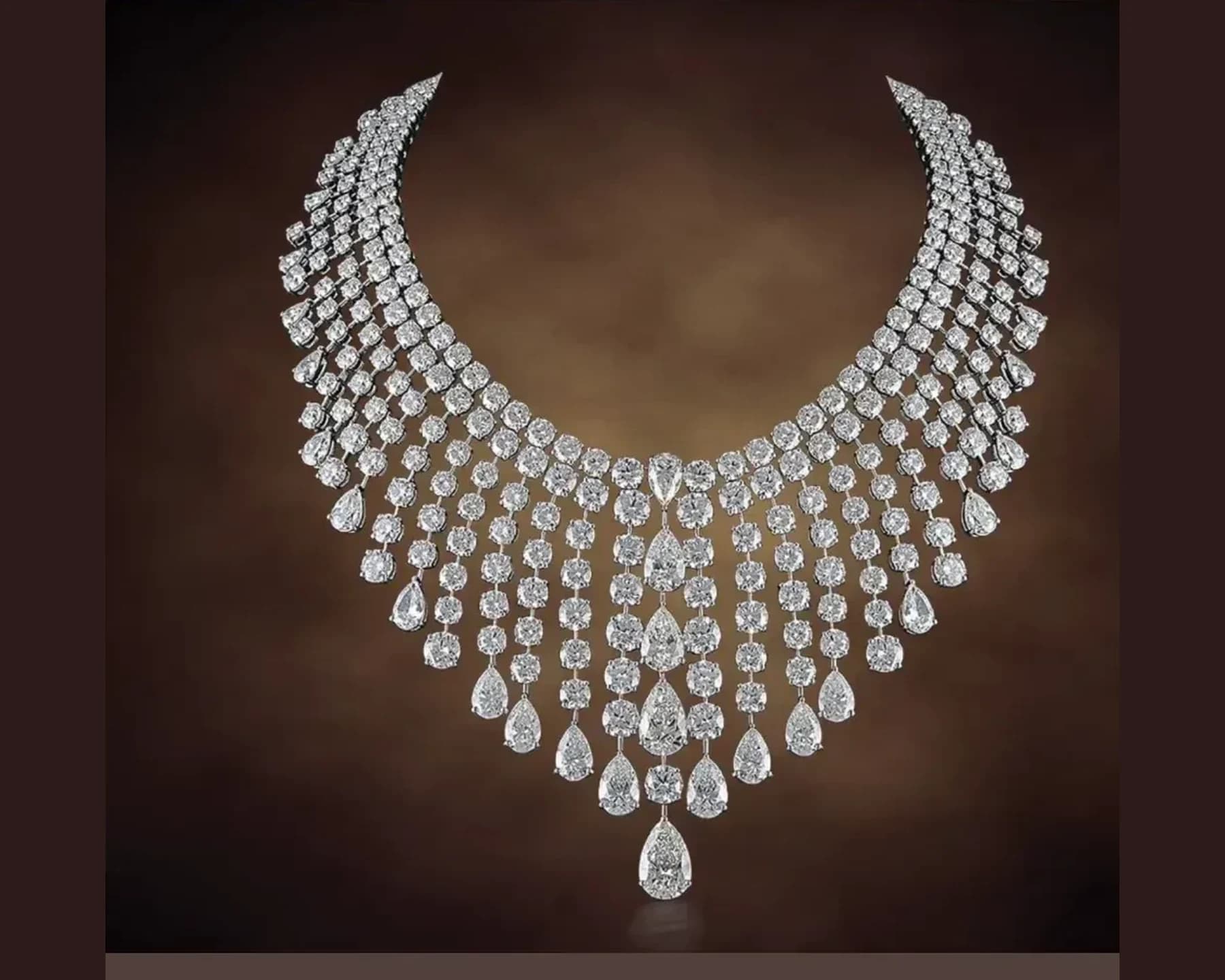 A natural diamond necklace from the Kiran collection